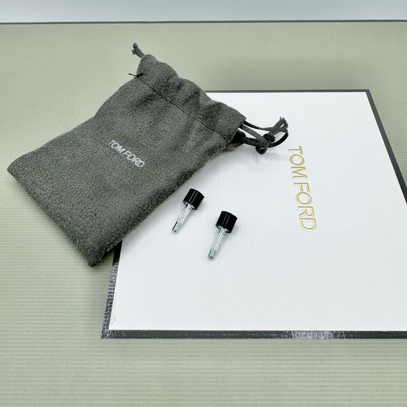 NWT Tom Ford Padlock Laminated Pump Heels “Gunmetal” sz 38 / UK 5 Sold Out - Picture 13 of 17